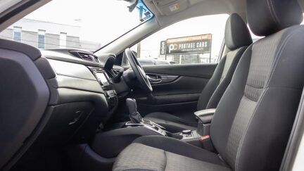 2022 Nissan X-trail ST 2.5P/4WD/NZ NEW image 355827
