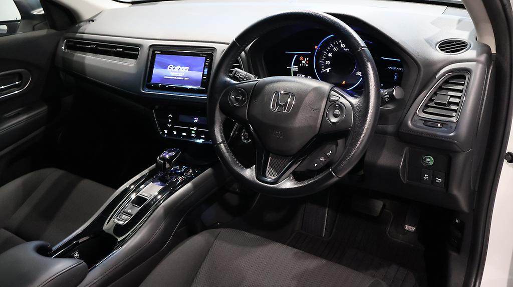 2016 Honda Vezel Hybrid X Navi Special Package image 353774