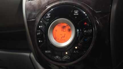 2016 Nissan March Bolero image 355354