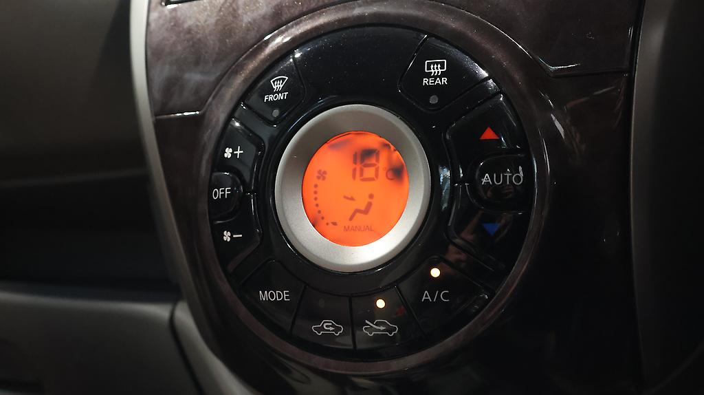 2016 Nissan March Bolero image 355354