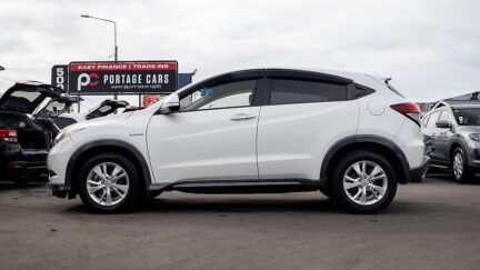 2014 Honda Vezel Hybrid X 7 AT image 357221