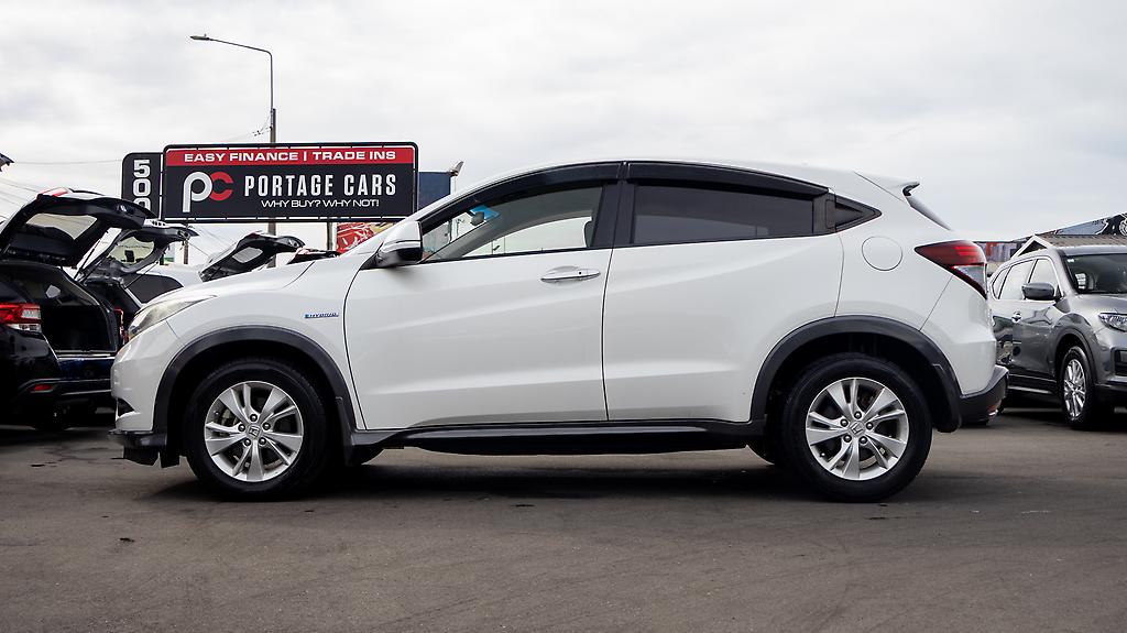 2014 Honda Vezel Hybrid X 7 AT image 357221
