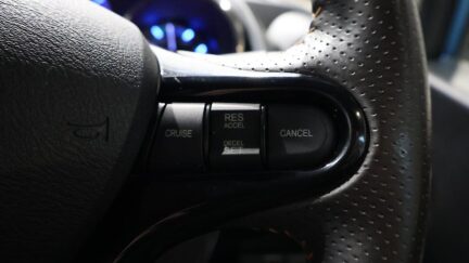 2012 Honda Fit Shuttle Hybrid Smart Selection image 353469