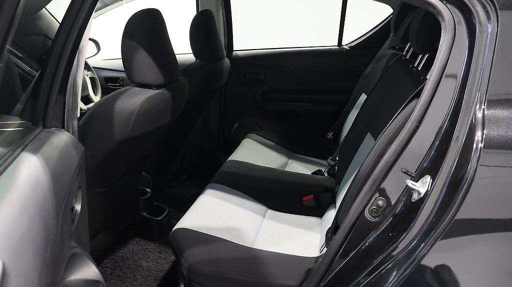 2014 Toyota Aqua S Model, Push Start, Reverse Camera image 356601