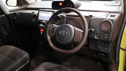 2013 Toyota Spade F Model, Push Start, Reverse Camera image 355865