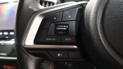 2017 Subaru XV 2.0i-L Eyesight Black Leather Selection image 353056