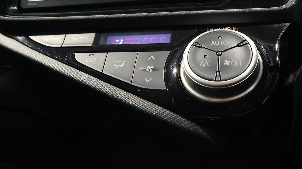 2015 Toyota Aqua S Model, Push Start, Reverse Camera image 356278