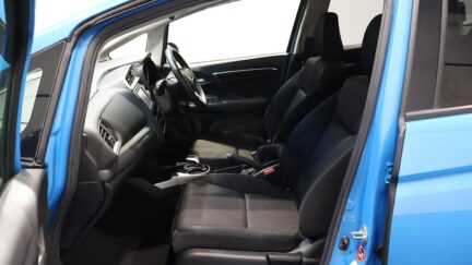 2015 Honda Fit Hybrid F-Package image 357367