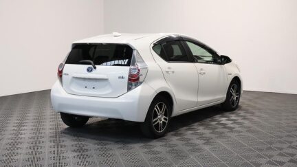 2013 Toyota Aqua G Model, Push Start image 355901