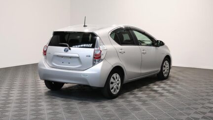 2013 Toyota Aqua S Model, Push Start, Reverse Camera image 355945