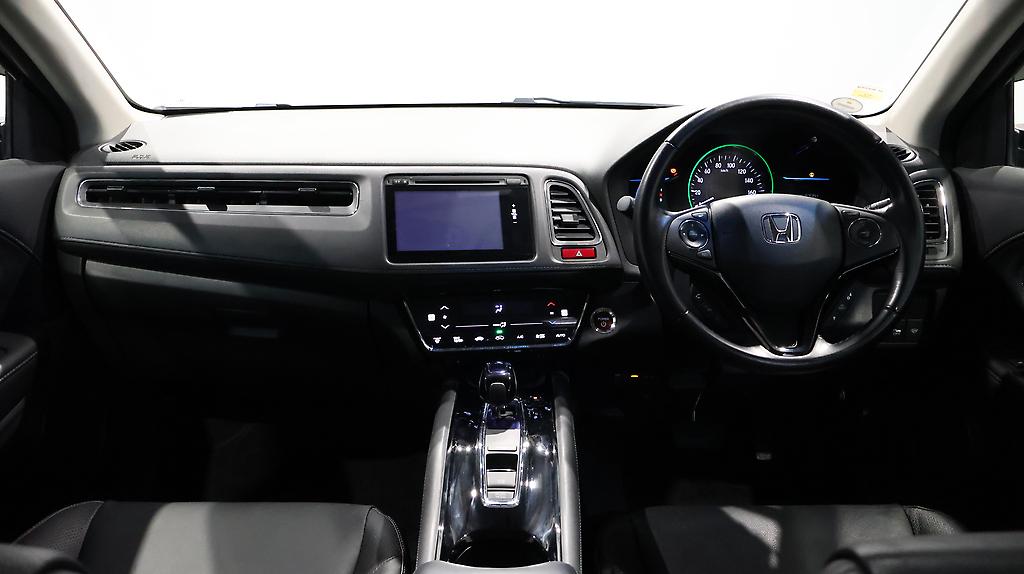 2015 Honda Vezel Hybrid X L-Package 4WD image 355536