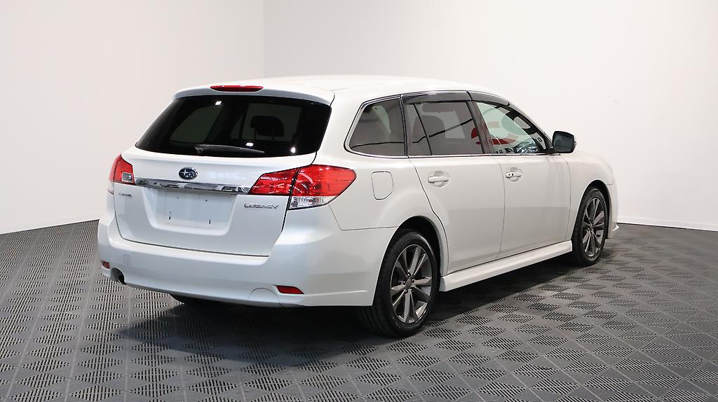 2013 Subaru Legacy Touring Wagon 2.5i Eyesight B-Sport G AWD image 353339