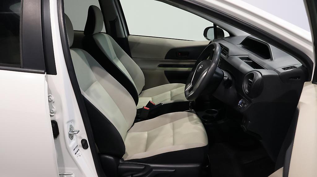 2012 Toyota Aqua Hybrid S Model, Push Start, Reverse Camera image 356167