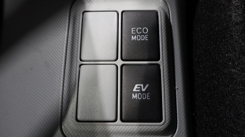 2013 Toyota Aqua S Model, Push Start, Reverse Camera image 356260