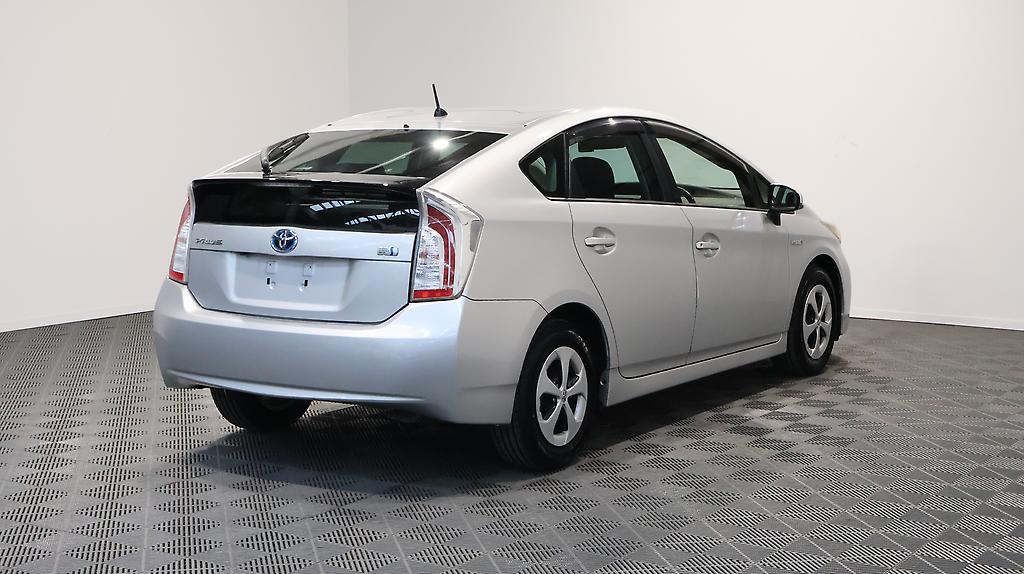 2013 Toyota Prius S Model image 356401