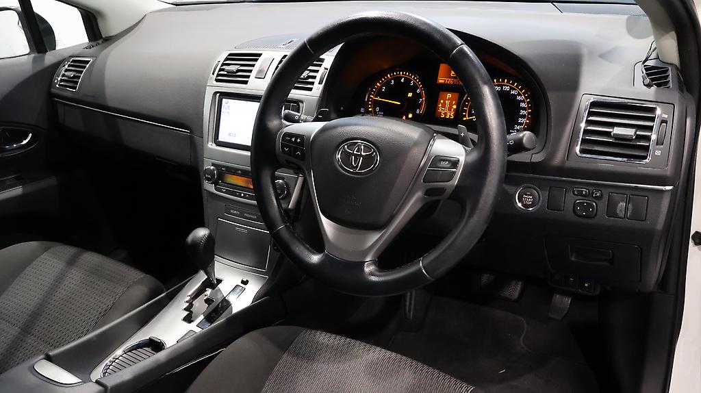2013 Toyota Avensis Wagon Xi image 356732