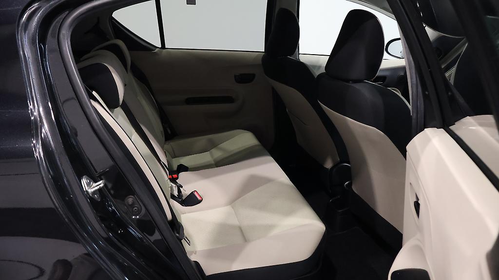2013 Toyota Aqua S Model, Push Start, Reverse Camera image 355559