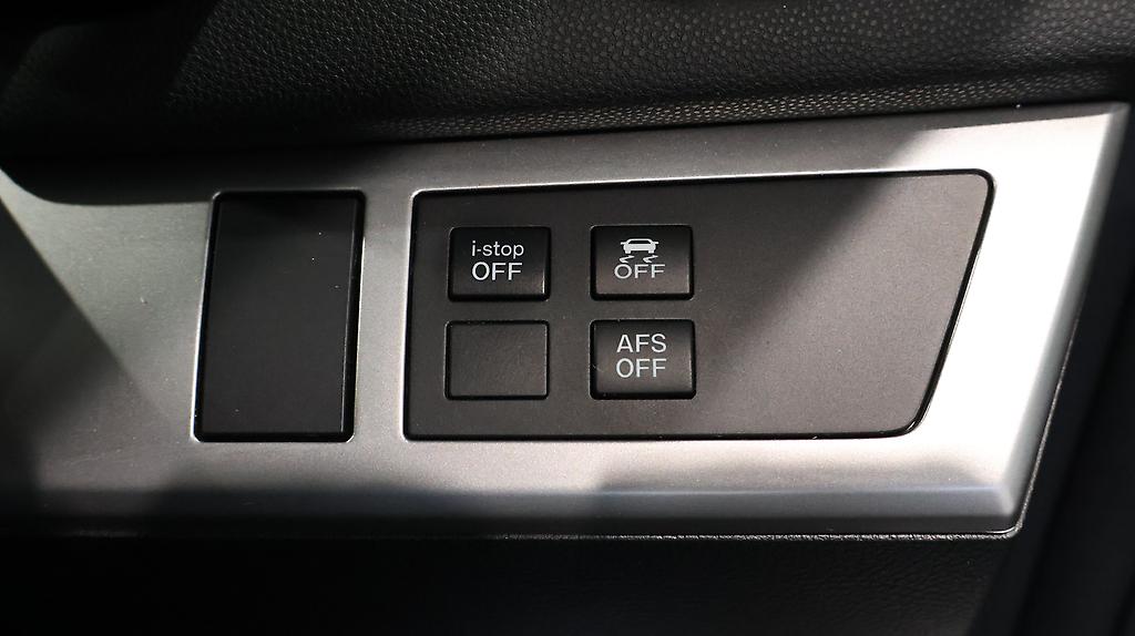 2012 Mazda Axela Sports 20S Skyactive image 355181