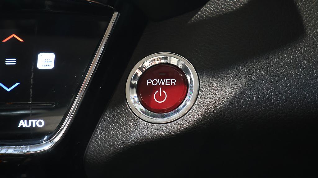 2015 Honda Vezel Hybrid X L-Package 4WD image 355547