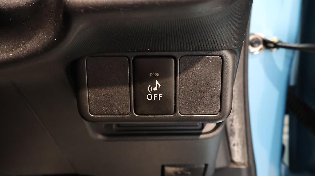 2013 Toyota Aqua S MODEL – PUSH START image 357564