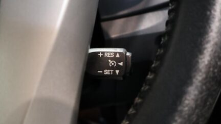2013 Toyota Prius G Model, Cruise Control, Reverse Camera image 355618
