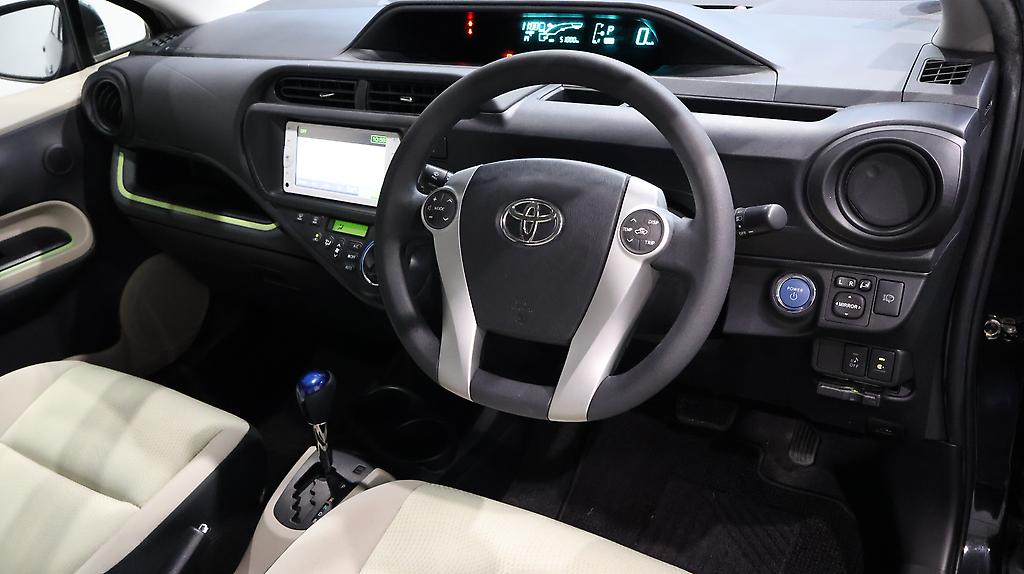 2013 Toyota Aqua S Model, Push Start, Reverse Camera image 355562