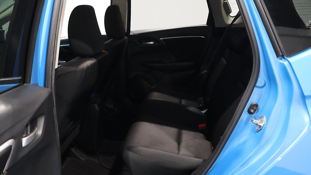 2015 Honda Fit Hybrid F-Package image 357368