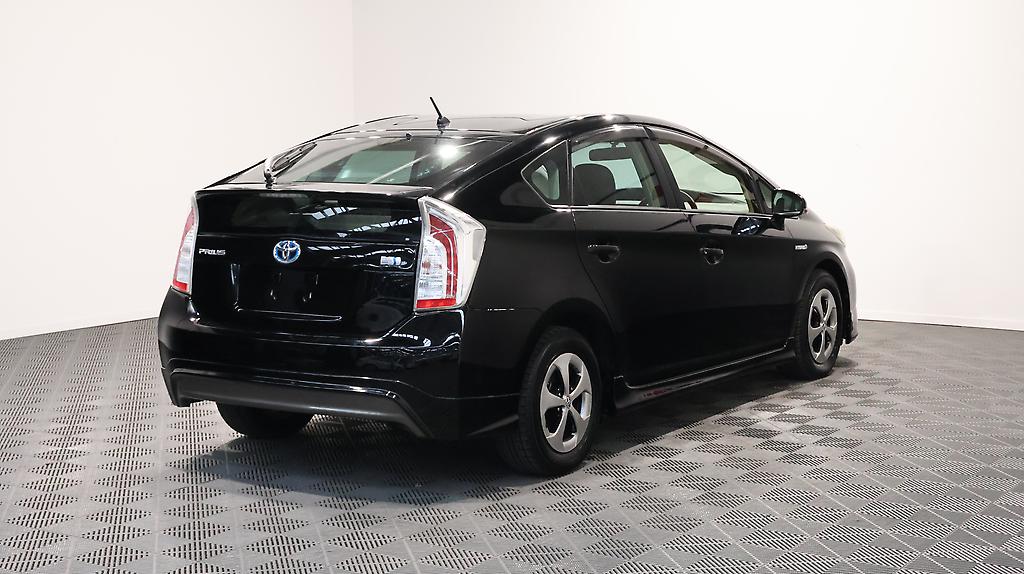 2014 Toyota Prius S Model image 355644