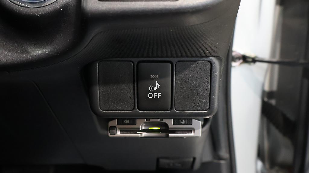 2013 Toyota Aqua G Model + Push Button Start image 354699