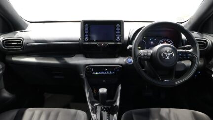 2021 Toyota Yaris Hybrid X image 357599
