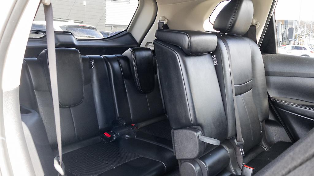 2022 Nissan X-trail ST-L 2.5P/7 Seater leather trim image 356515