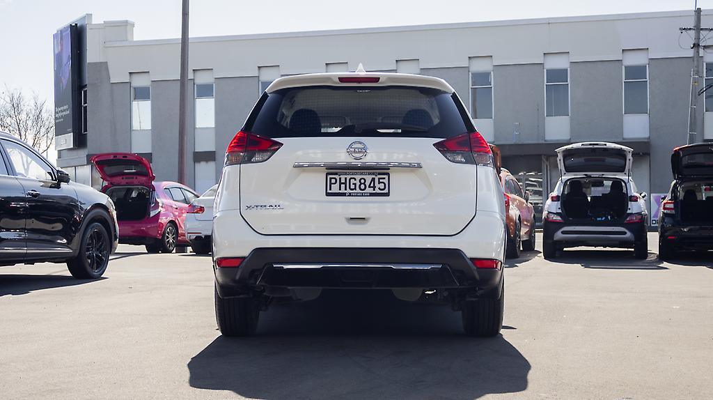 2022 Nissan X-trail ST 2.5P/4WD/NZ NEW image 353200