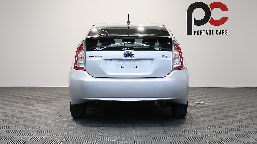 2013 Toyota Prius S Model image 356400