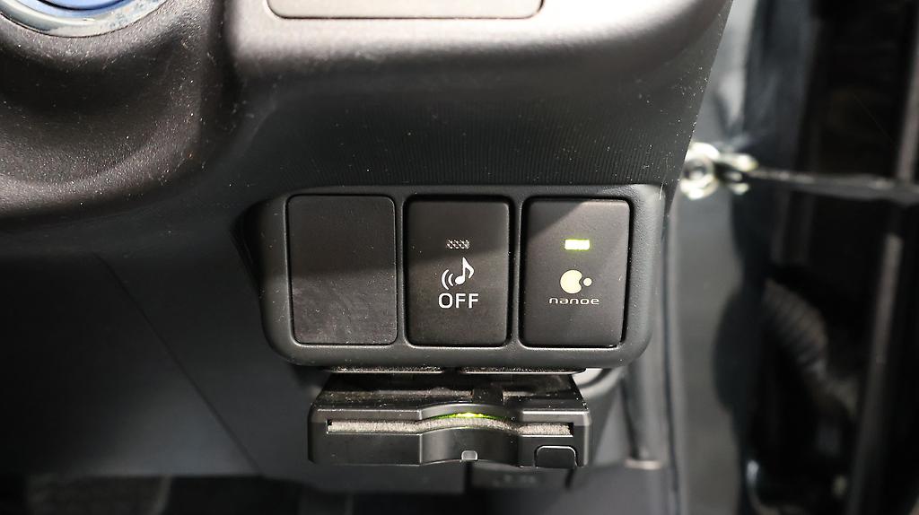 2013 Toyota Aqua S Model, Push Start, Reverse Camera image 355569