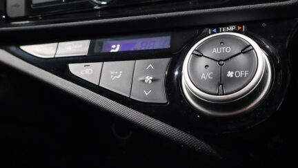 2015 Toyota Aqua S Model, Push Start image 353532
