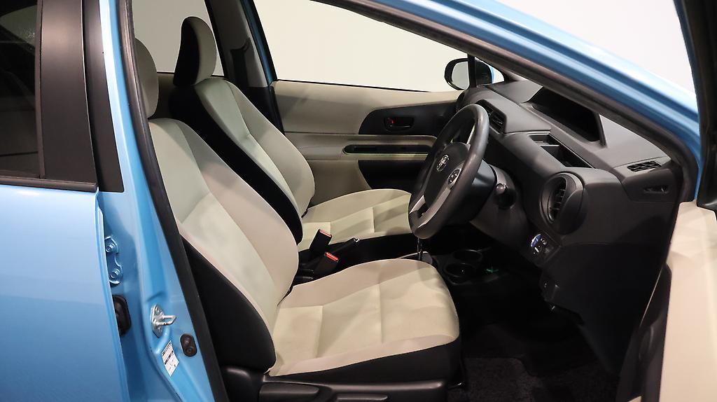 2012 Toyota Aqua S MODEL + PUSH BUTTON START + REVERSING CAMERA image 361906