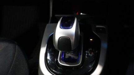 2013 Honda Fit Hybrid F-Package image 358542