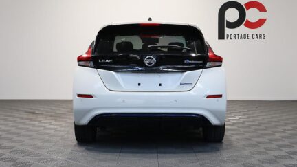 2018 Nissan Leaf X Pre-Crash and Cruise **84% SOH** image 361334