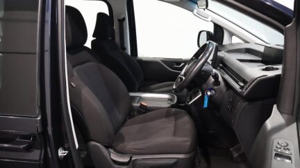 2022 Hyundai Staria 2.2DT/8AT image 359619