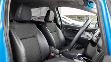 2014 Honda Fit F-Package Push start Cruise control image 358495