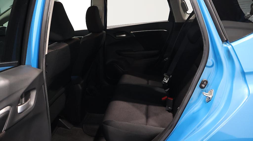 2013 Honda Fit Hybrid F-Package image 359706