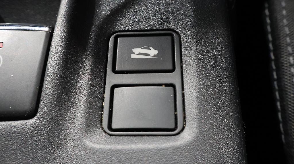 2017 Subaru Impreza Sport 2.0i-L Eyesight AWD image 358905