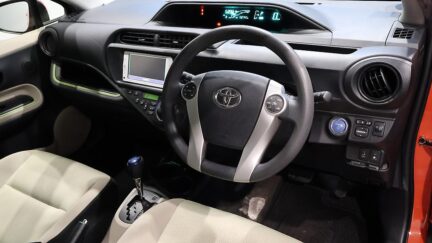 2013 Toyota Aqua S MODEL + PUSH START + REVERSE CAMERA image 359450