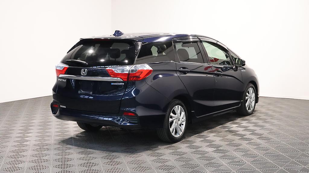 2015 Honda Shuttle Hybrid X new shape image 361698