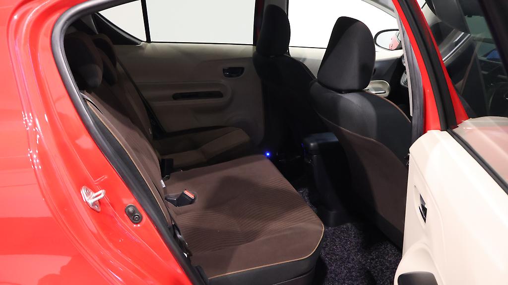 2012 Toyota Aqua G MODEL + PUSH START + REVERSE CAMERA image 359028