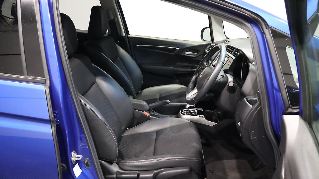 2015 Honda Fit Hybrid L-Package image 362513