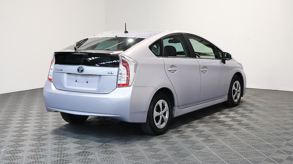 2012 Toyota Prius Hybrid L-Package image 358377