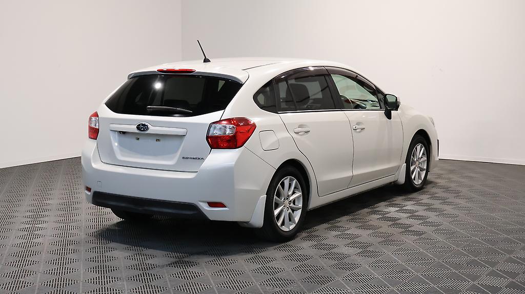 2014 Subaru Impreza Sport 2.0L image 362013