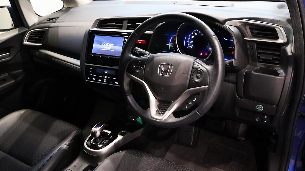 2015 Honda Fit Hybrid L-Package image 362515