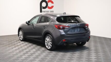 2014 Mazda Axela Sports 20S Touring image 360449